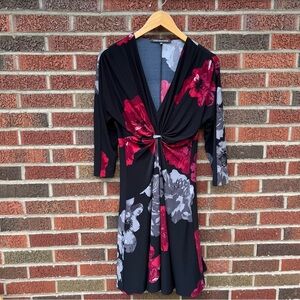 Jones Wear Dress Black Red and Gray Floral Front Knot V Neck Long Sleeve Dress